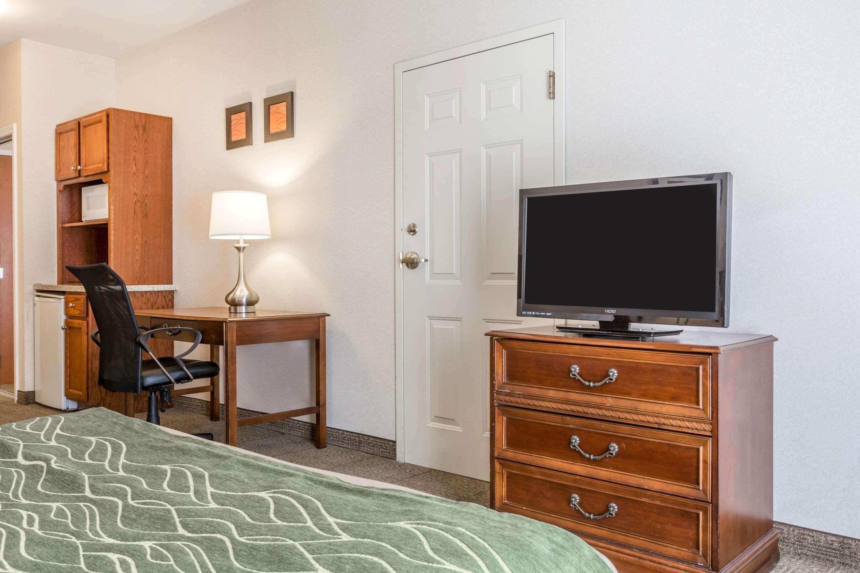 Comfort Inn & Suites Burlington Buitenkant foto