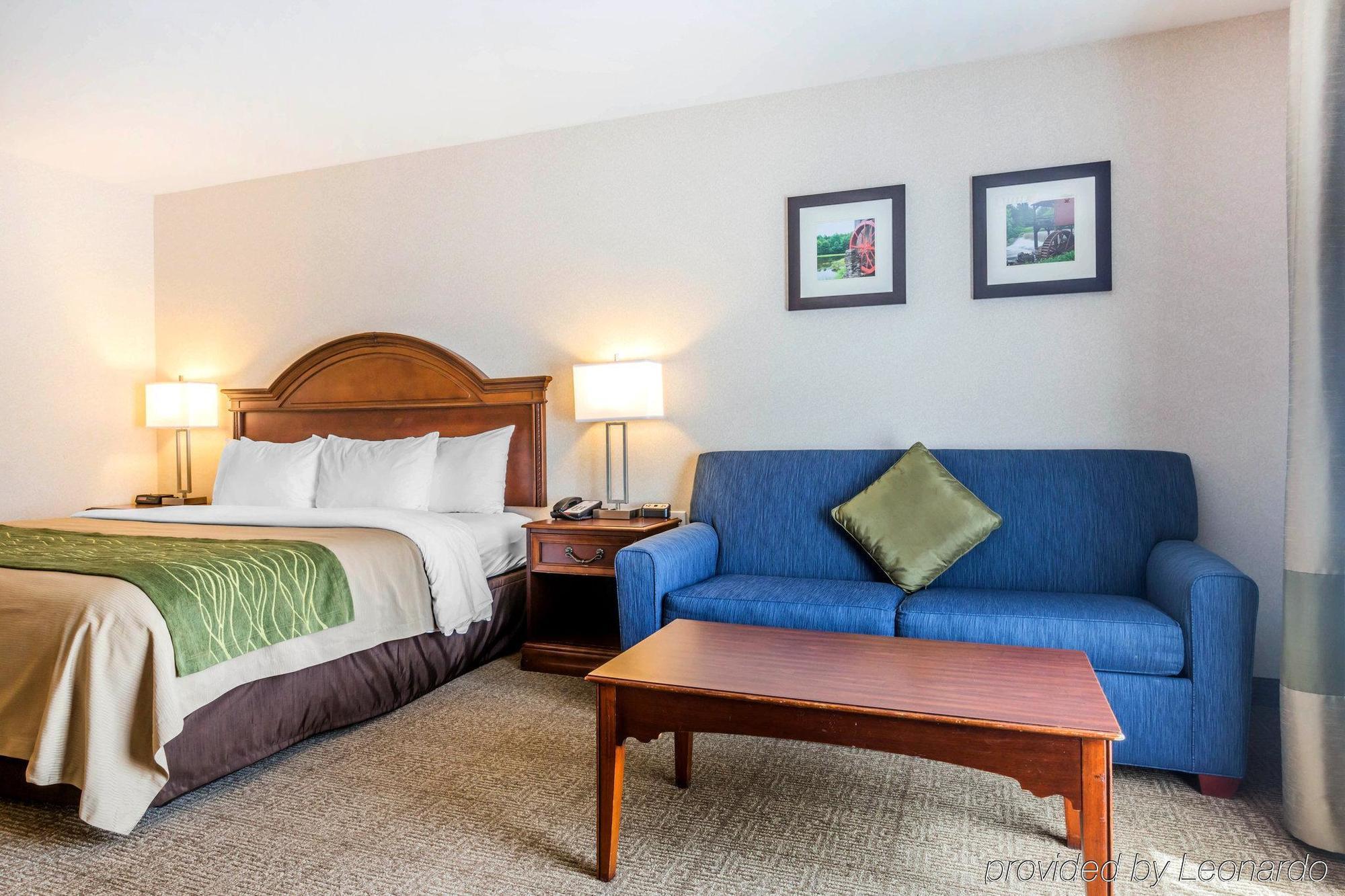Comfort Inn & Suites Burlington Buitenkant foto