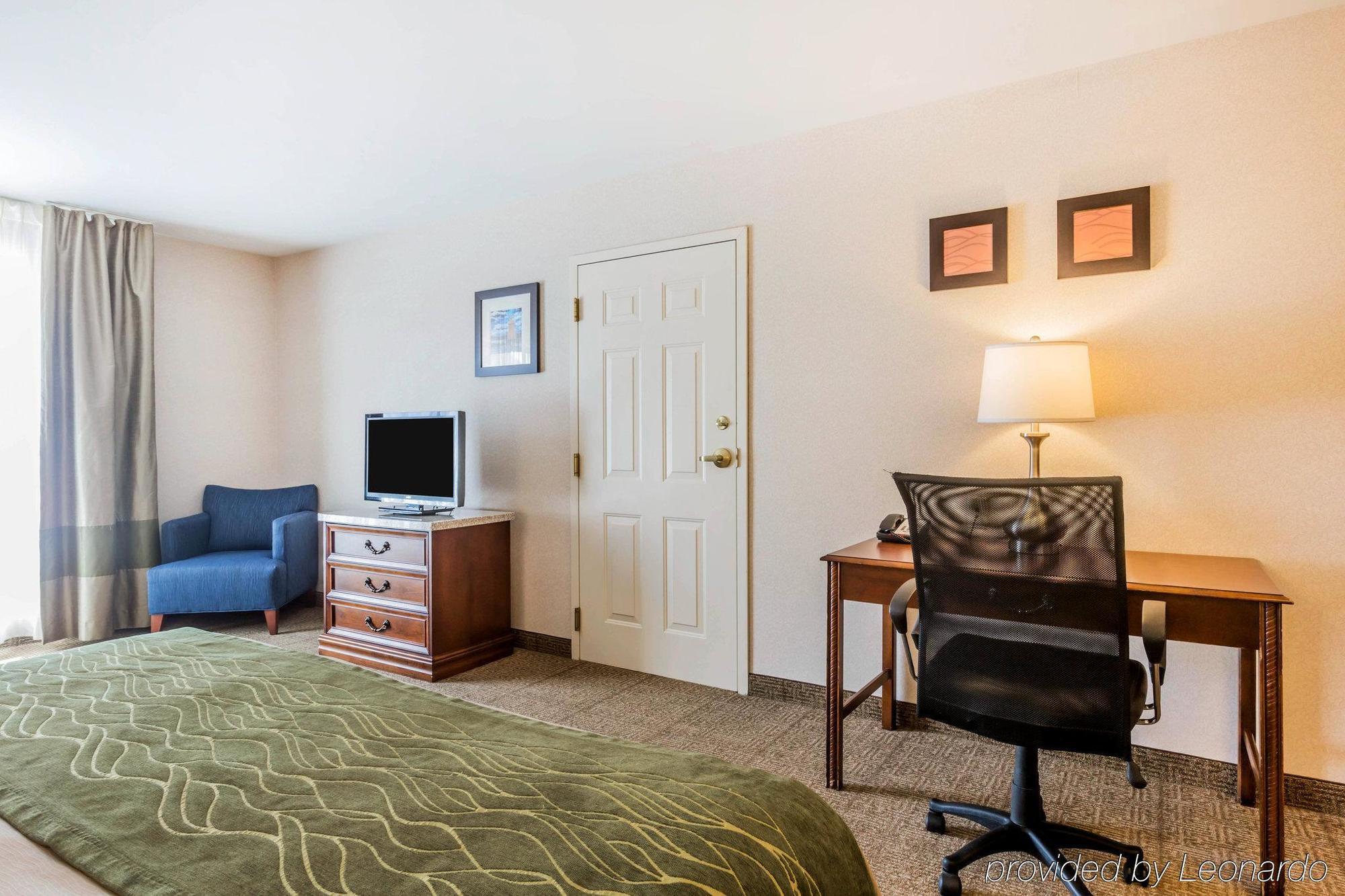 Comfort Inn & Suites Burlington Buitenkant foto