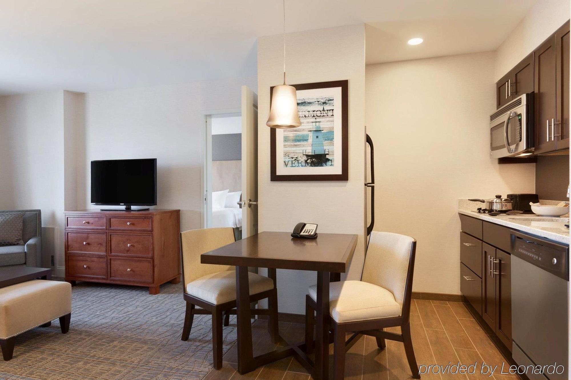 Comfort Inn & Suites Burlington Buitenkant foto
