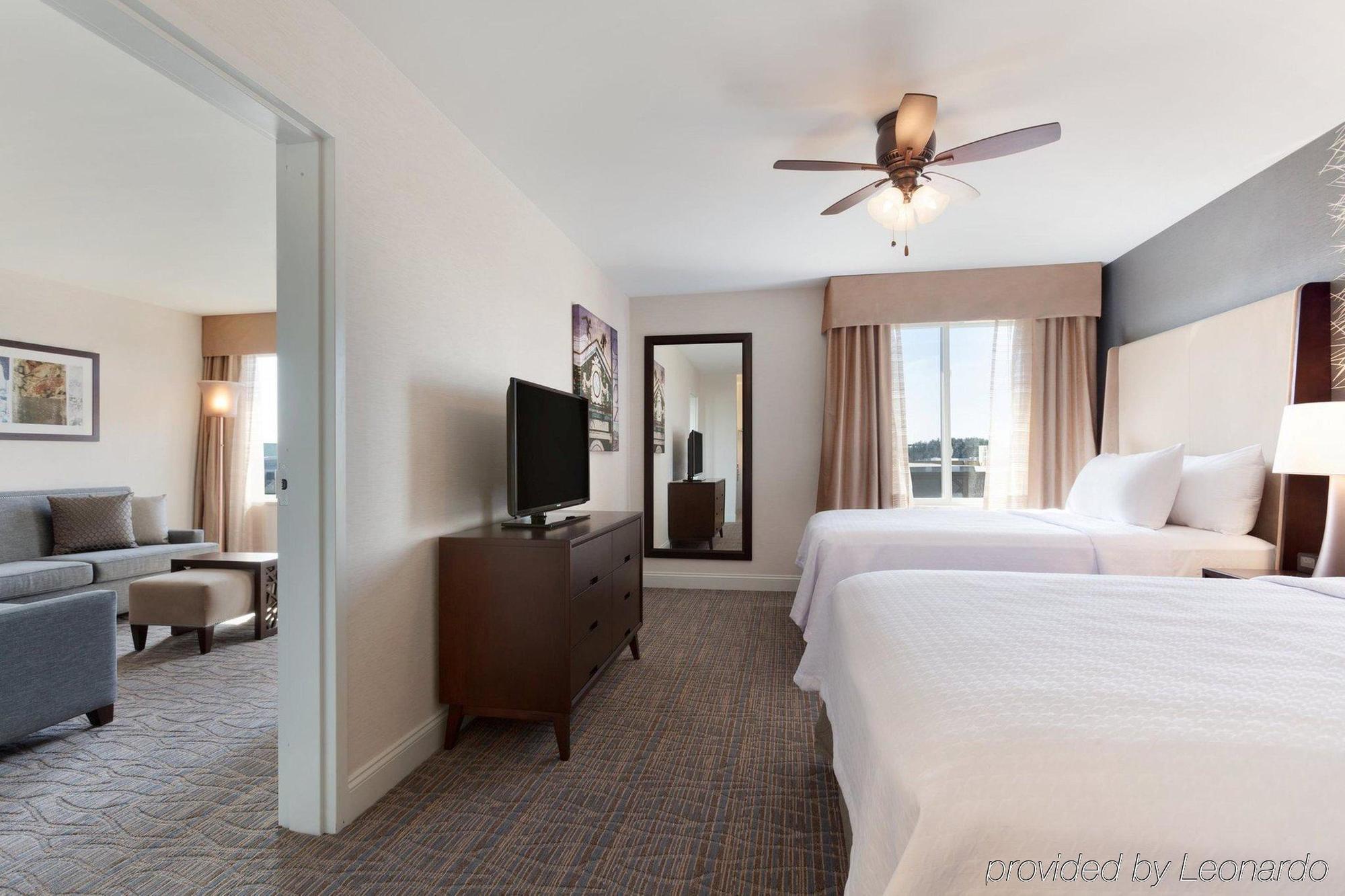 Comfort Inn & Suites Burlington Buitenkant foto